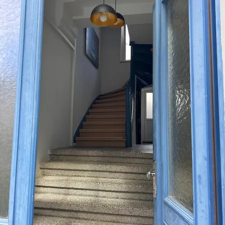 Gaestewohnung Mit Privater Dachterrasse Zentrumsnahe Lage Apartment *